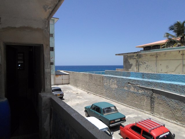 62 - TWO ROOM APARTMENT FOR RENT IN HAVANA CUBA PLAYA