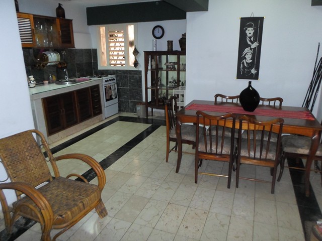 74 - INDEPENDENT HOUSE FOR RENT HAVANA